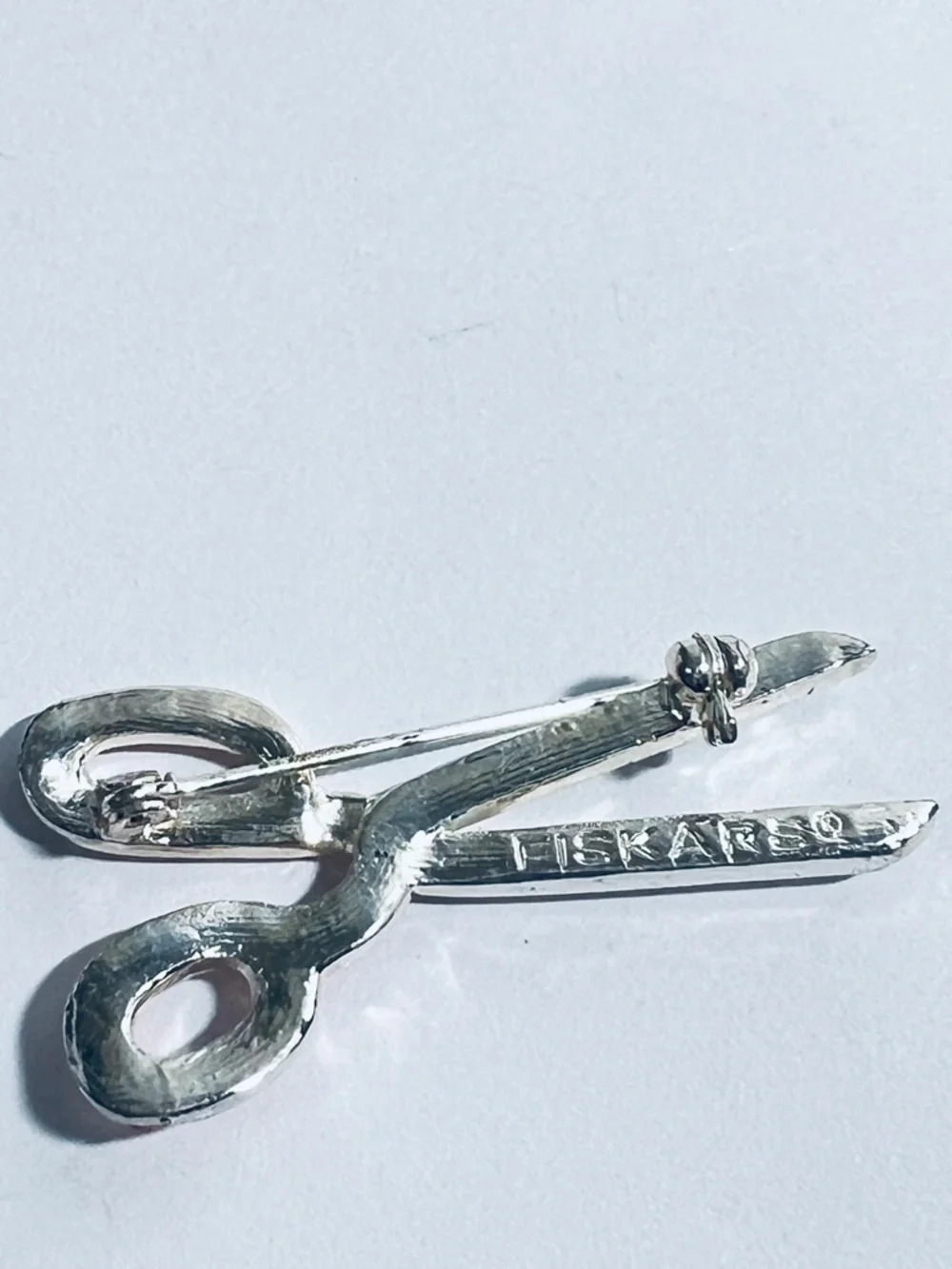 N/A primary	fiskars pin